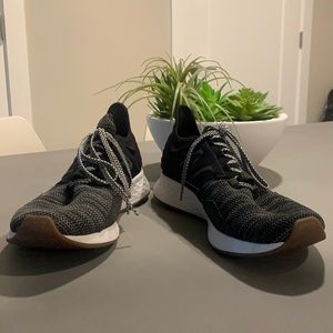 Men’s New Balance Fresh Foam Roav Athletic Shoes